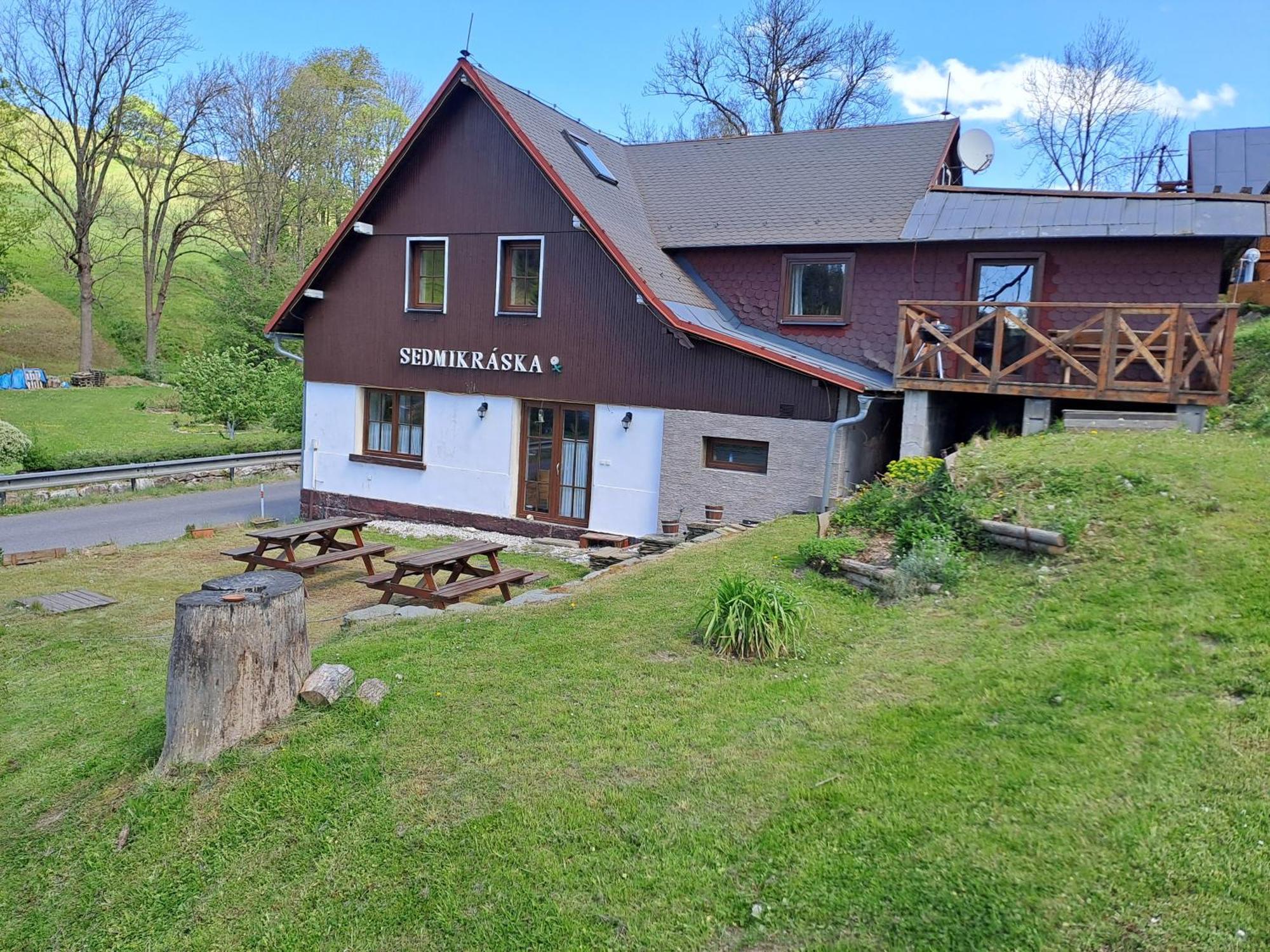 Sedmikraska Villa Horní Maršov Buitenkant foto